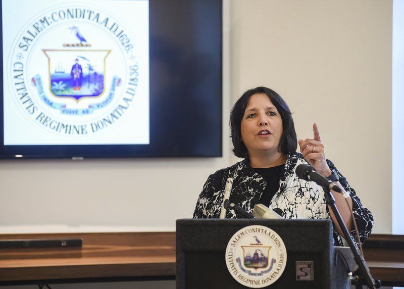 Housing, transportation, schools mayor's top priority